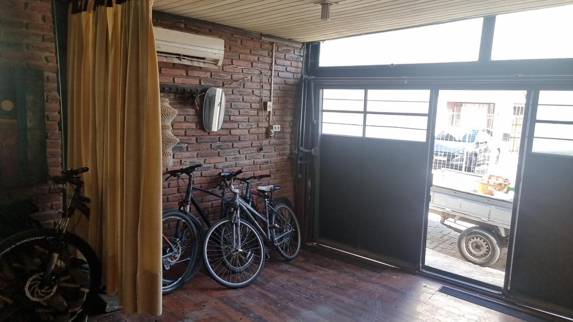 Loft Casa Dos Pisos Con Garage Pocitos Playa 4 Personas Villa Montevideo Luaran gambar